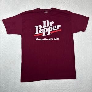 Dr. Pepper Red T-Shirt Men's Large Short Sleeve Classic Logo Graphic Tee Cotton